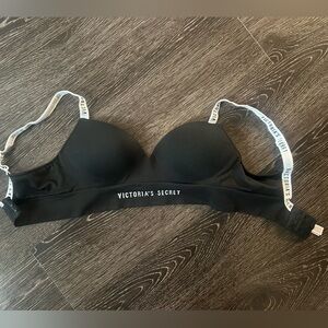 Victoria's Secret Wireless, Wide Band Push Up Bra